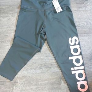 NWT Adidas woman's 3/4 tight mid rise large